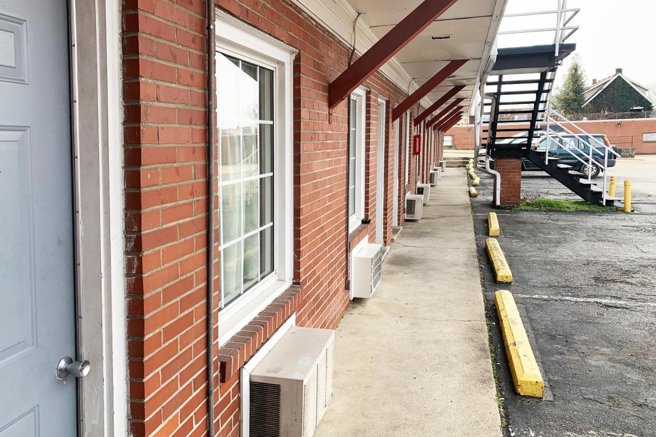 Hotel Portsmouth Oh エクステリア 写真