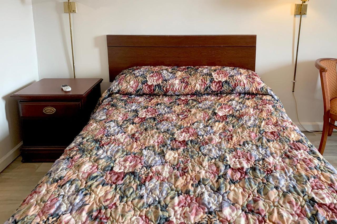 Hotel Portsmouth Oh エクステリア 写真